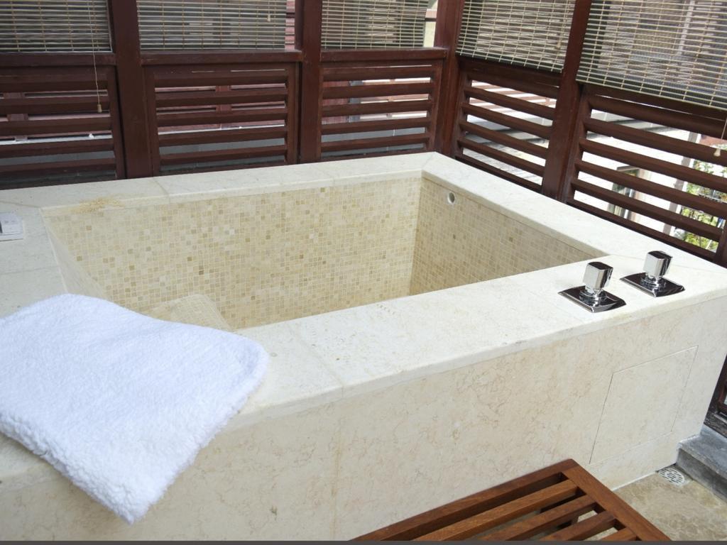 The Tang Hotel Hainan Mount Qixian Baoting Chambre photo