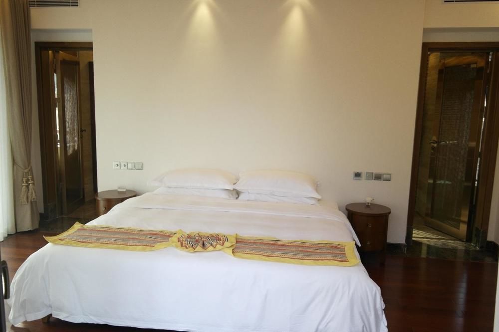 The Tang Hotel Hainan Mount Qixian Baoting Extérieur photo