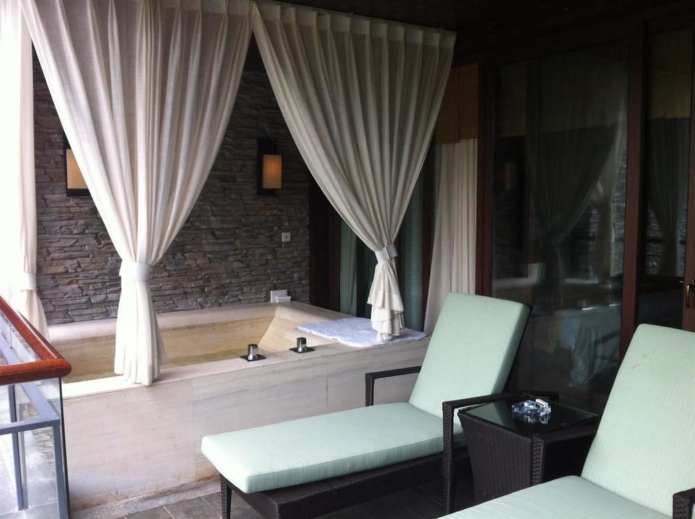 The Tang Hotel Hainan Mount Qixian Baoting Extérieur photo
