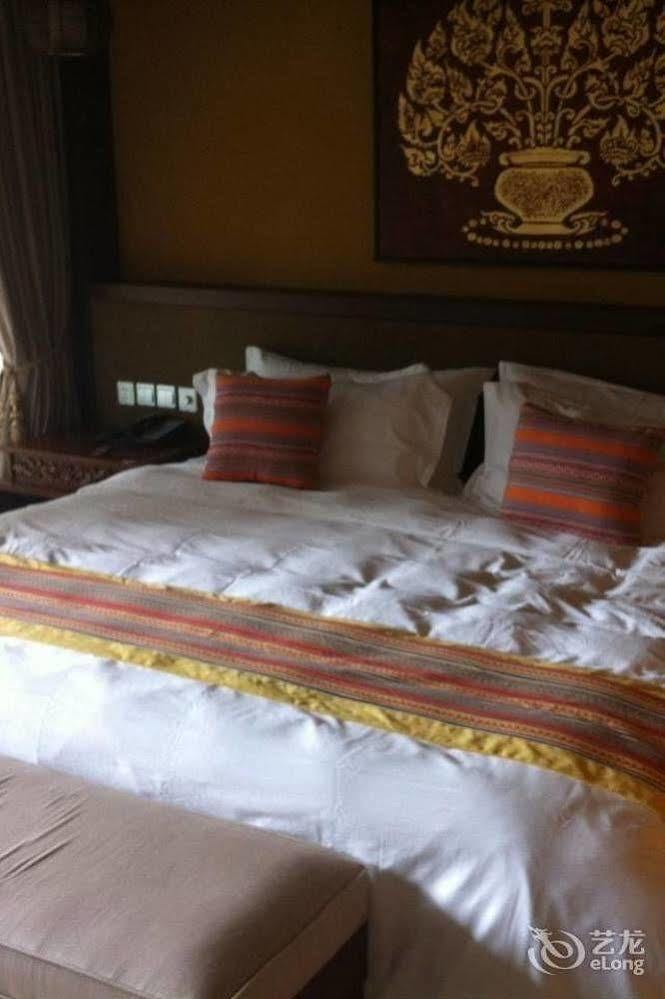The Tang Hotel Hainan Mount Qixian Baoting Extérieur photo