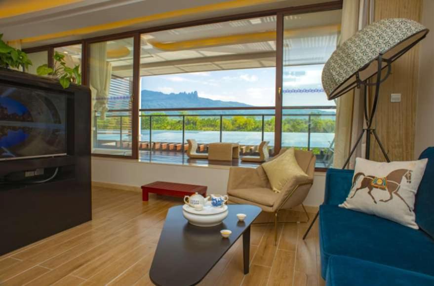 The Tang Hotel Hainan Mount Qixian Baoting Extérieur photo